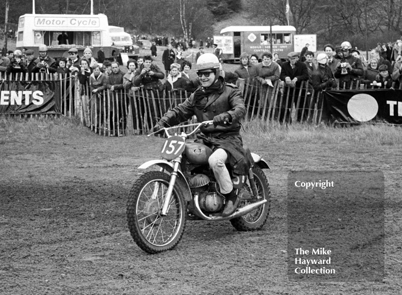 American singer Roy Orbison on the CZ of Dave Bickers, 1966 ACU Championship meeting, Hawkstone.
