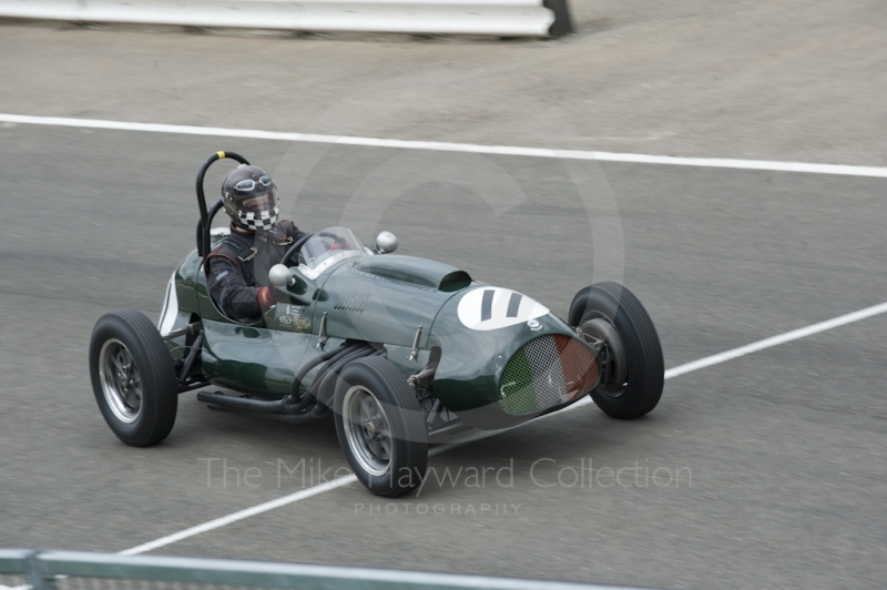 Eddie McGuire, 1952 Cooper Bristol, heads into the pits, HGPCA Front Engine Grand Prix Cars, Silverstone Classic, 2010