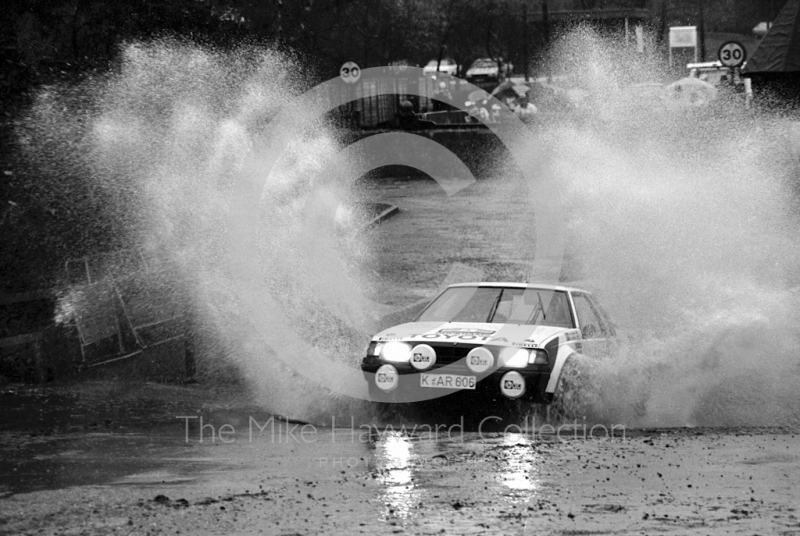 Per Eklund/Dave Wittock (K AR 606), 9th place, Toyota, water splash, Sutton Park, RAC Rally 1982
