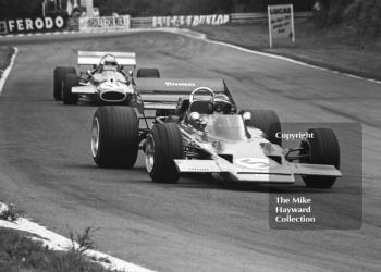 Jochen Rindt, Gold Leaf Team Lotus 72C V8, leads Jack Brabham, Brabham BT33 V8, British Grand Prix, Brands Hatch, 1970
