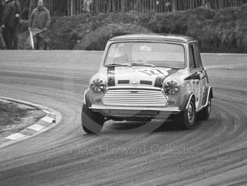Steve Neal, Britax Cooper Downton Mini Cooper S, Brands Hatch, Race of Champions meeting 1969.
