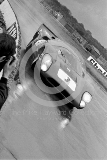 Winner Paul Hawkins, Lola T70, 1969 Martini International Trophy.
