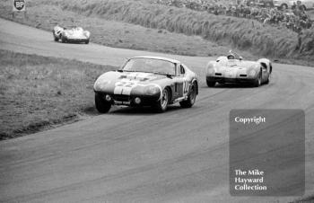 Jack Sears, Shelby Cobra, Chris Amon, Elva BMW, Jim Clark, lotus 30, 1965 Tourist Trophy, Oulton Park.
