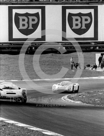 Rudi Lins/Karl Foitek Porsche 910 and Jo Siffert/Hans Herrmann Porsche 907 2.2 at South Bank Bend, 1968 BOAC 500, Brands Hatch
