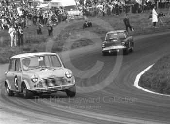 Gordon Spice, Mini Cooper S, ahead of John Fitzpatrick, Broadspeed Ford Anglia, Cascades Bend, Oulton Park Gold Cup meeting, 1967.
