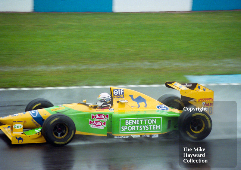 Riccardo Patrese, Benetton B193B, 1993 European Grand Prix, Donington Park.